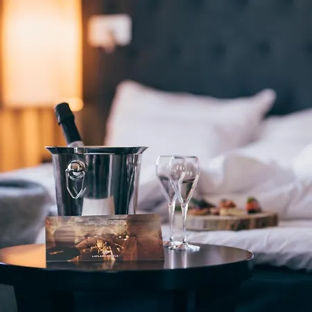 Lapland Hotelli 4*
